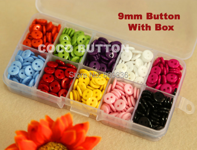 (Со кутија), 750pcs копчиња/ кутија, 10 бои се мешаат 9mm смола копчиња, scrapbooking шиење круг копчето (сс-16)