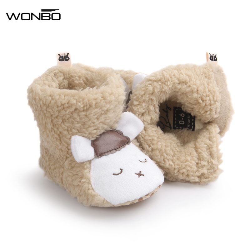 Wonbo Зима Симпатична Панда животен Стил Бебе Чизми Руно Црв Памук-поместена Чевли Бебе Booties трговија на Големо 0-1