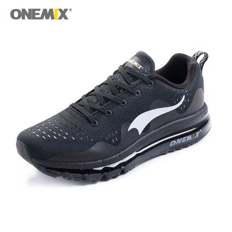 ONEMIX летото 2017 Оригинални бран дизајн мажите Трчање на Отворено Дише мрежа Патики Атлетски Спортски Чевли Црно бело