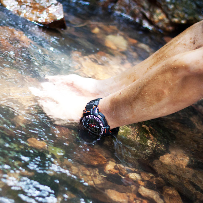 EPOZZ Сосема нов кварц види за мажи мода двоен дисплеј спорт часовници shockproof пливање силикони рака водоотпорен часовник