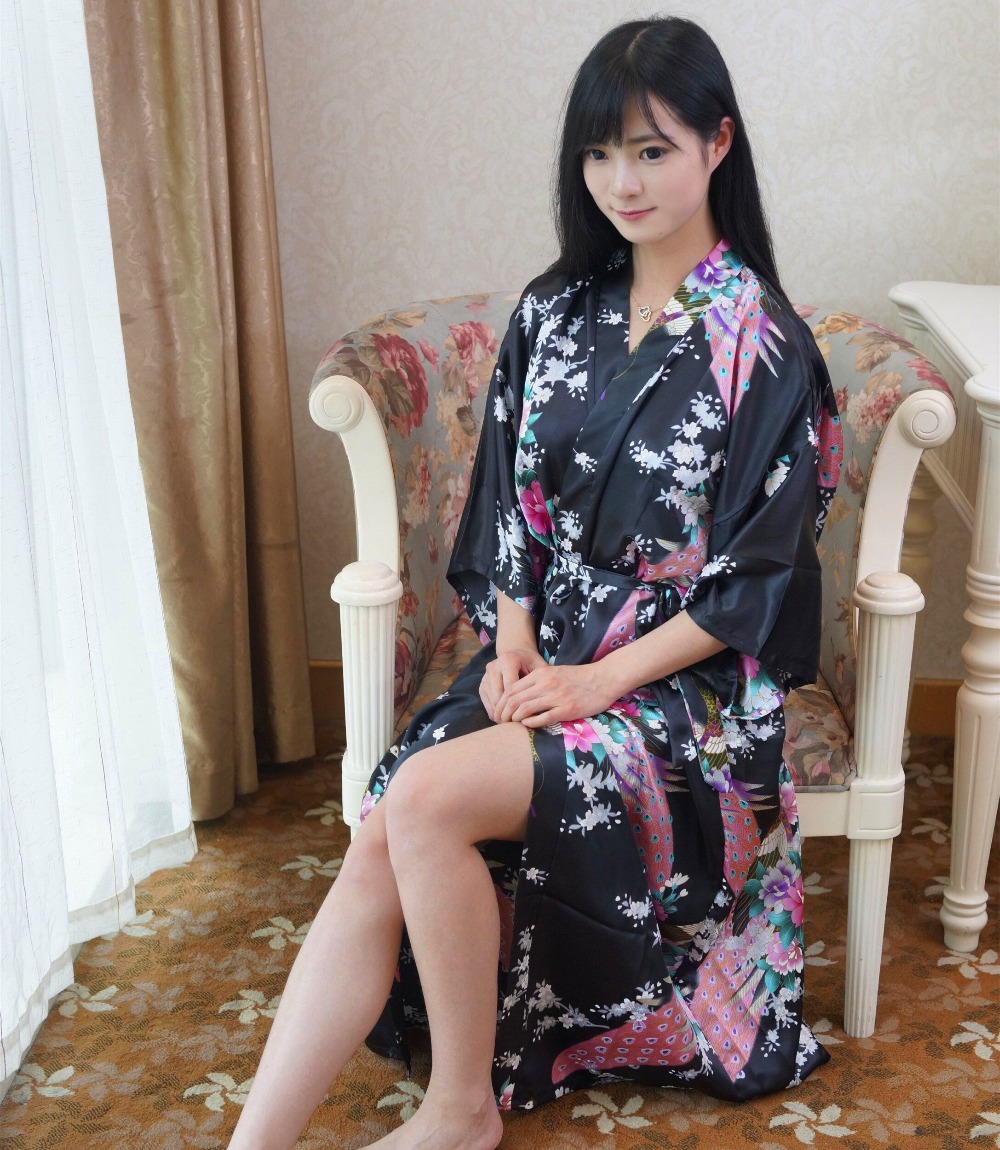 Плус Големина Модни Дами Лето Кимоно Долго Бања Облека Gown Црни Кинески Жените Rayon Yukata Nightgown Pijama Mujer Msf004