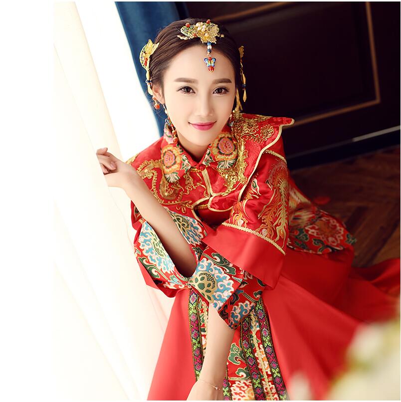 Пролет и лето облека Xiu тој Кинески црвена свадба облечи невестата cheongsam Феникс gown Кинески модна ревија кимоно Облека