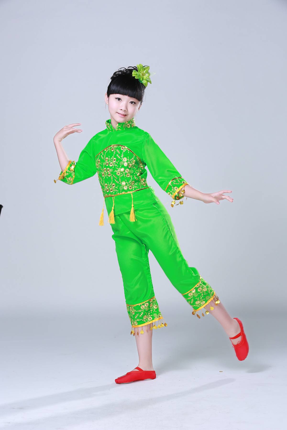Децата Националните Перформанси Танц Костим Девојки Празнична Yangko Танц Зелена Црвена Костими Фаза на Изведба на Облека