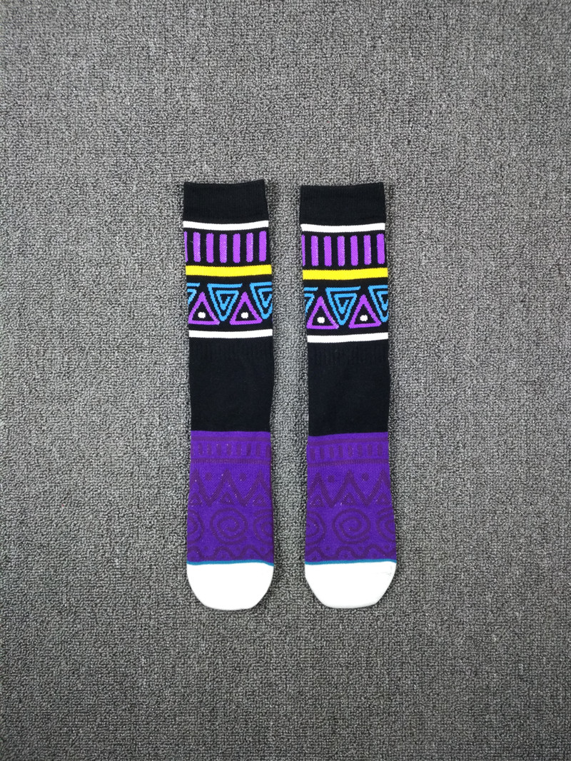 Мажите Пурпурна Племенски Шема Екипажот Скејт Чорапи САД Големина M(6-8.5),L( 9-12) ,Евро Големина 39-41.5,42-45 (Средно