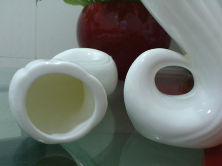 Countertop бела керамички мини вазна модерниот краток вазна резерви вода шише дома декорација