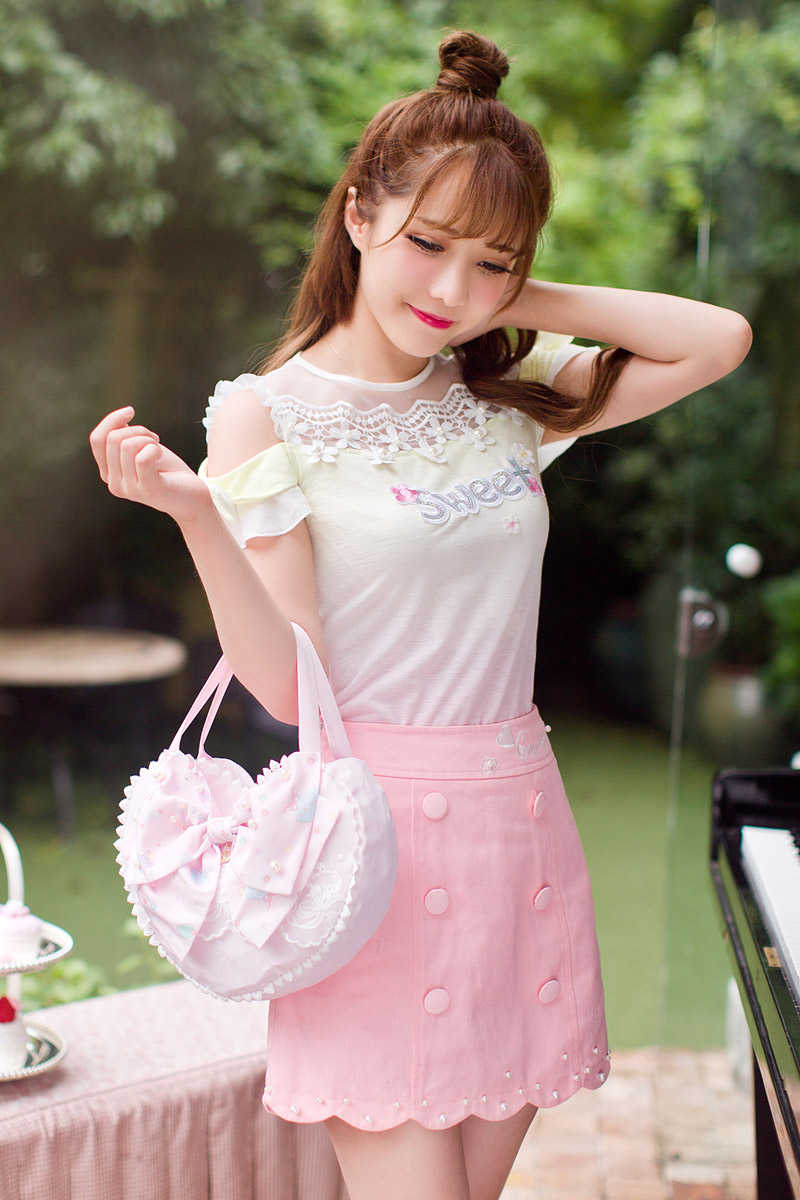 Принцезата слатка лолита блуза Бонбони дожд Јапонски стил лето нова слатка принцеза chiffon Dew рамо чипка блуза C16AB6095