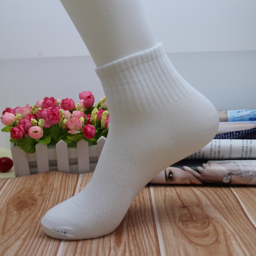 5 пара / Многу Нови Топли Продажба лето есен стил Mens чорапи добар квалитет полиестер удобно дише Мрежа sock бесплатен