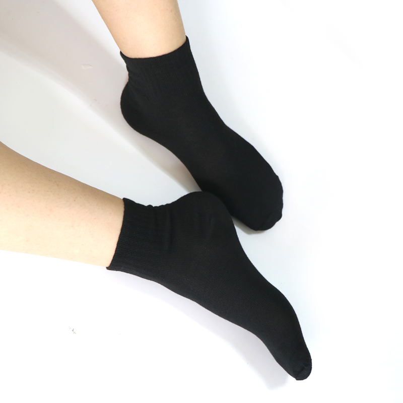 1Pair Машки Глуждот Чорапи Не Покажуваат Чевли Лагер машки Чорапи Плитки Устата Мажите Влечки Не се лизга Mens се Облекуваат