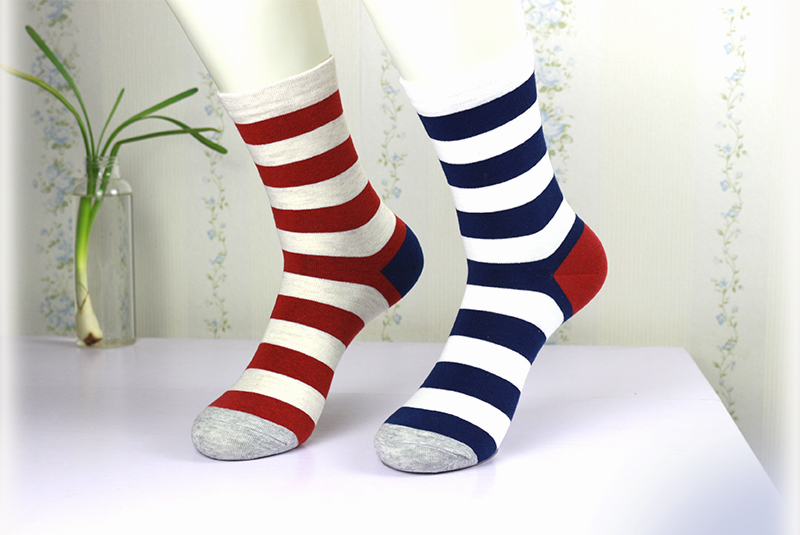PEONFLY Мажите Sock 10 парчиња =5 Пара /многу Пакет Машки Светлина Чорапи Мрачно Памук Краток Sock трговија на Големо Пара Чорапи Продажба