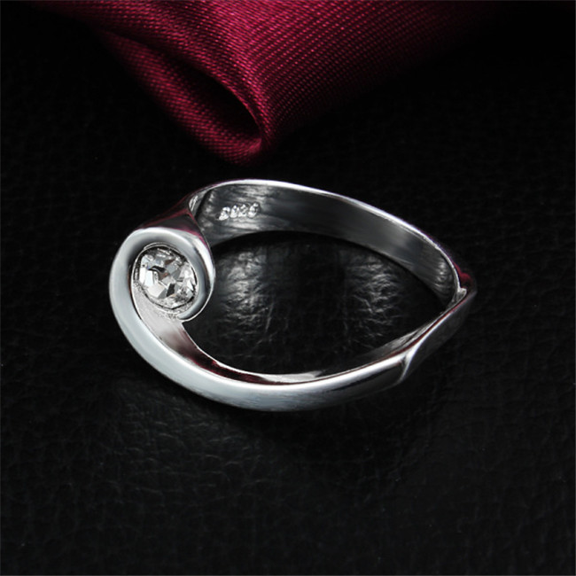 R079 година Сребрен Прстен со CZ дијаманти Персоналните роденденски подарок посебен стил на дизајн врвен квалитет
