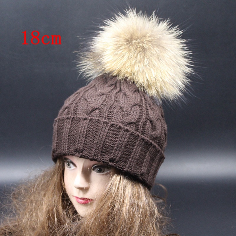 Зимски супер голема големина пом пом крзно 18cm вистински raccoon крзно шапка мулти боја плетени извезуваат извртени
