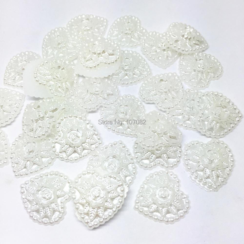 150PCS 18mm Бели Бисери на Срцето Цвеќиња Flatbacks Embellishments DIY Смола Cabochons Scrapbooking DIY Занаети Confetti