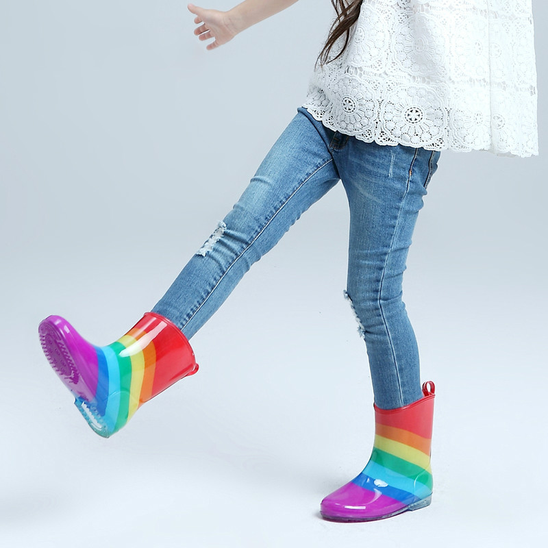 Бебе Девојки и Момчиња Дожд Чизми Виножито Мода Учениците Одат на Училиште Rainboots Бебе Принцезата Принцезата СТП Додадете Памук TPR Чевли Водоотпорен