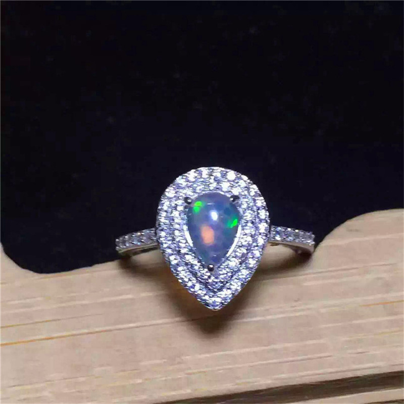 Врвен квалитет на етиопската опал овална намали natual шарени опал скапоцен камен прстен во 925 фунта сребро за жени