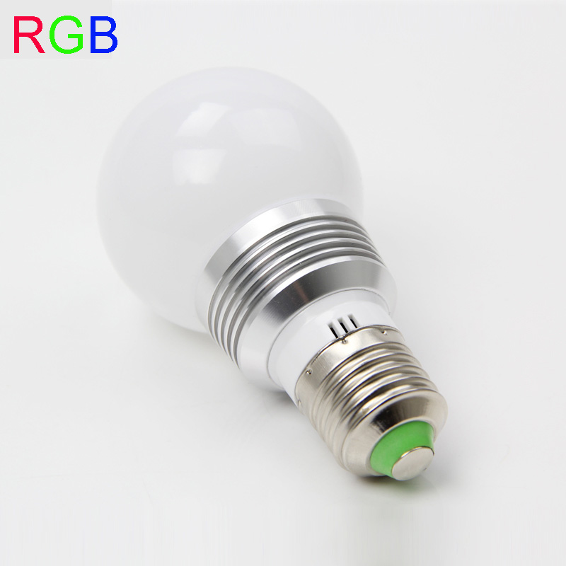 RGB LED Сијалица E27/E14/B22 Светилка 16 Боја 9W AC110V 220V 85-265V предводена Крушка Светилка со Далечински Управувач повеќе боја со led осветлување