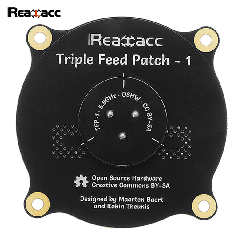 Оригиналниот Realacc Тројно се Хранат Patch-1 5.8 GHz 9.4 dBi Насочен Кружни Поларизирана FPV Пагоди Антена За РК Модели