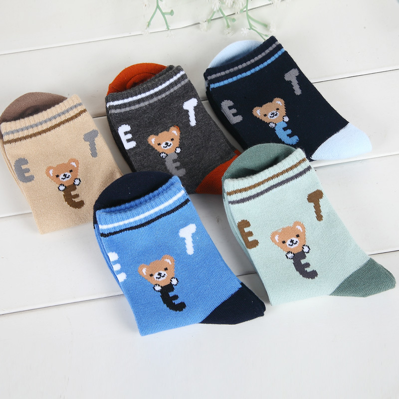 2017 пролет и есен топла продажба 5 пара / пакет цртан филм носат шема памук деца чорапи 1-12 година бебе момчиња чорапи