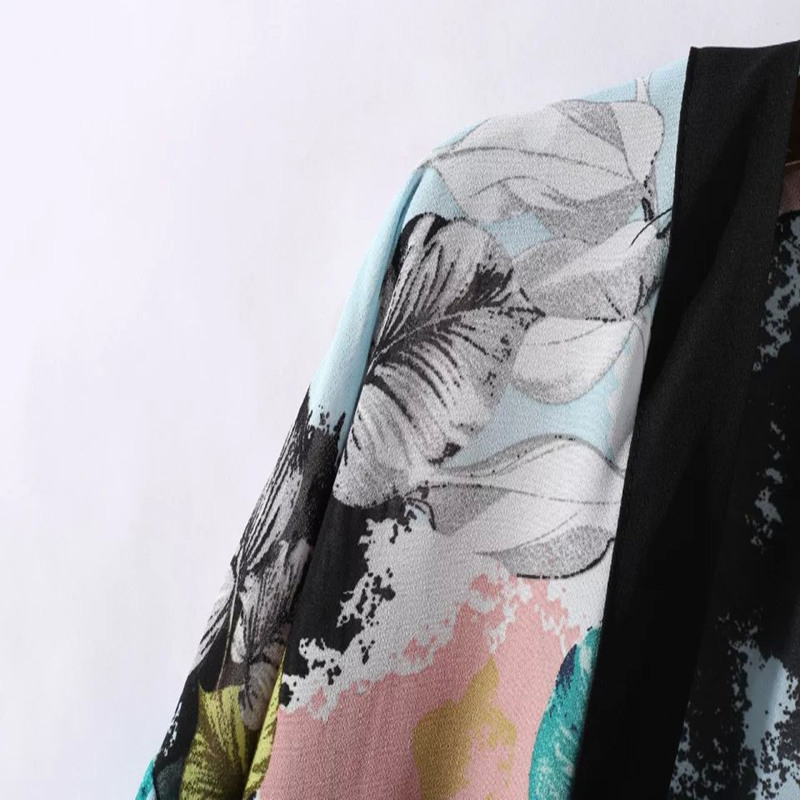 2018 Нови Доаѓањето На Летото Sunproof Cardigan Мода Жените Печатење Chiffon Бикини Прикривање На Цветни Кимоно Јакна Грб Долг Ракав