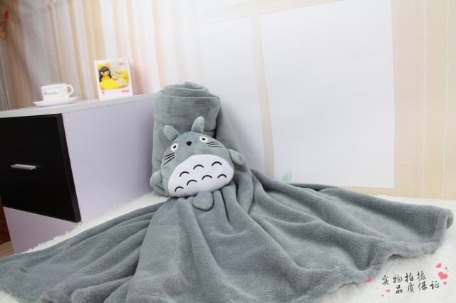 Totoro возрасни ќебиња,Симпатична chinchillas климатизација ќебе, дома со ќебиња, bedspreads, листови, shawls