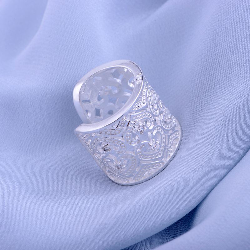 Трговија на големо позлатен сребрен прстен, сребрени мода накит, шупливи cordiform sculptural /hdpapuwa grcapija LQ-R106