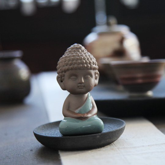 Парична казна чај порцелански Буда украси мали монахот автомобил додатоци мали керамички занаети