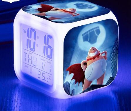 електронски биро часовници Капетан Гаќи LED Аларм Прозрачна Мултифункционален Види 7 боја Флеш Дигитални Часовници